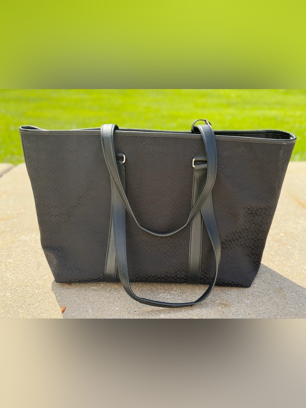 Coach Black Signature Canvas Tote with Leather Straps and Luggage Tag 22Wx14Hx6D - Picture 6 of 7